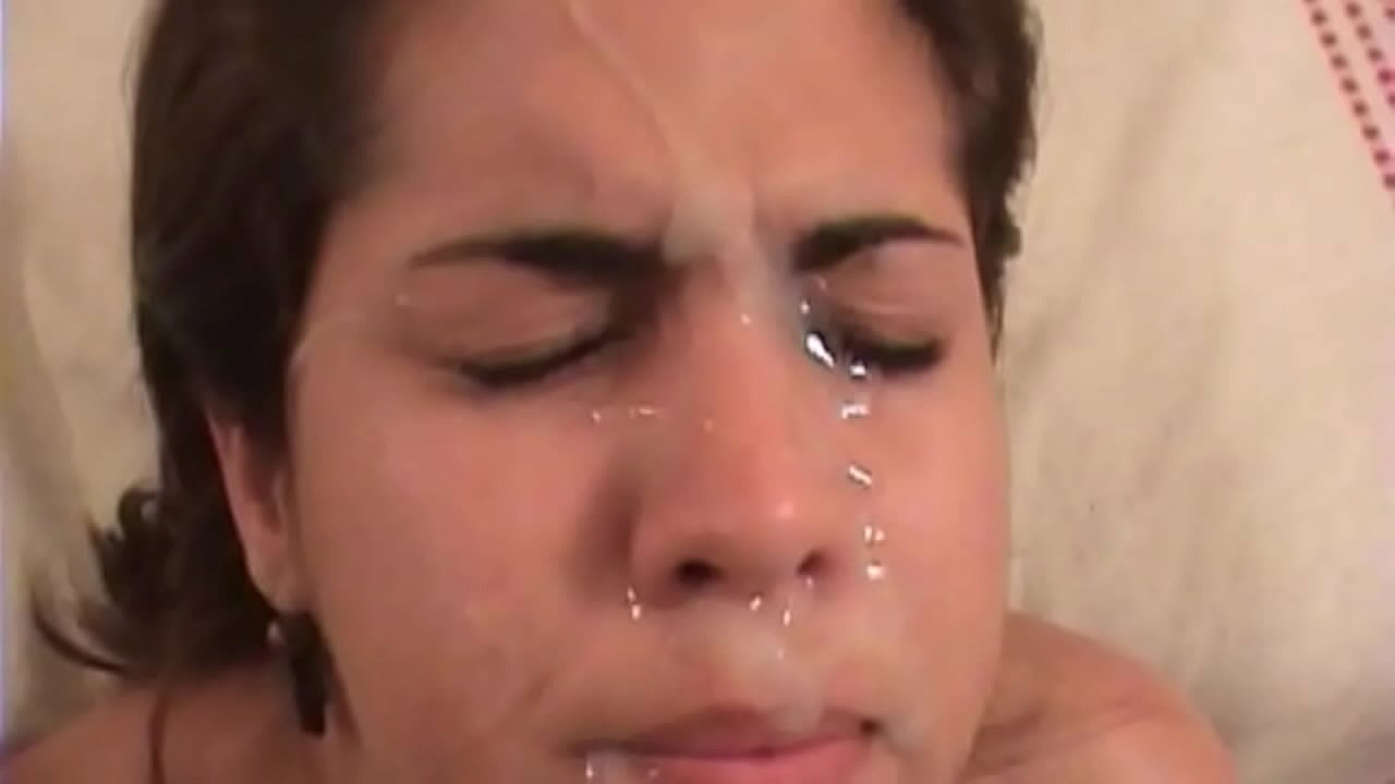 سبزه لاتین زیبا رابطه جنسی خشن دارد