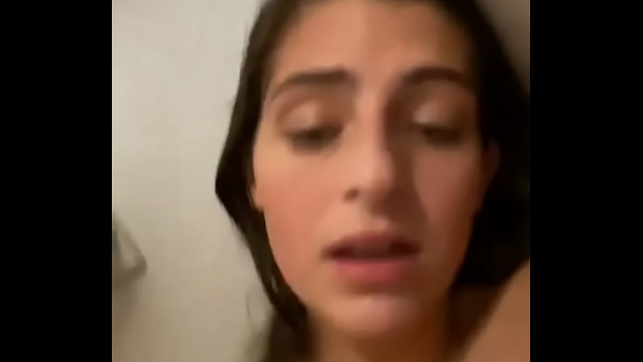 دختر جذاب چشم آبی، ویدیوهای کوتاه جنسی خانگی، مجموعه ای از